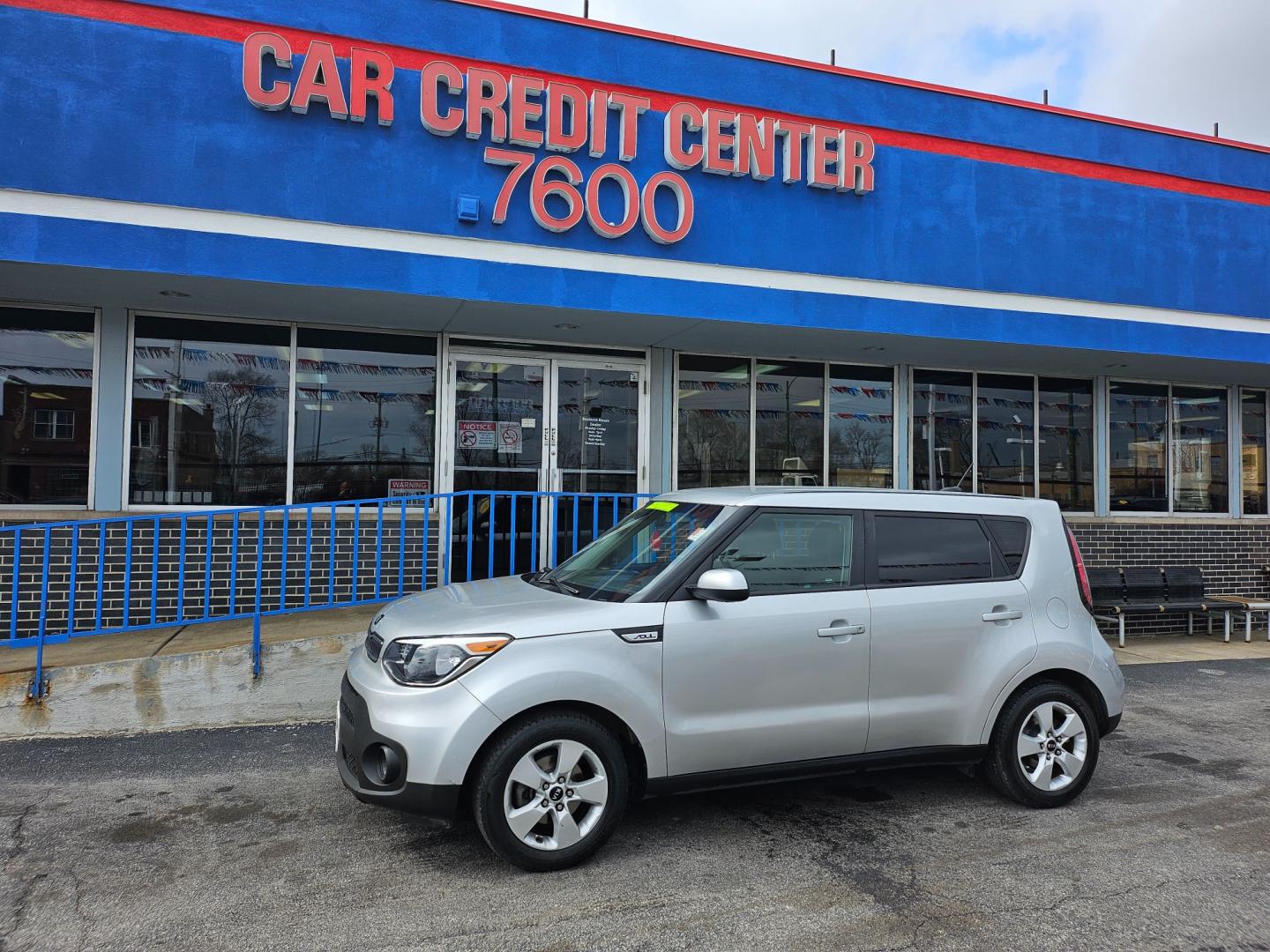 2018 SILVER KIA SOUL (KNDJN2A21J6) , located at 7600 S Western Ave., Chicago, IL, 60620, (773) 918-3980, 0.000000, 0.000000 - Photo#1